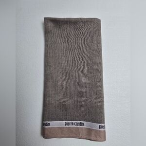 Pierre Cardin Taupe/Brown Handkerchief Pocket Square 17"